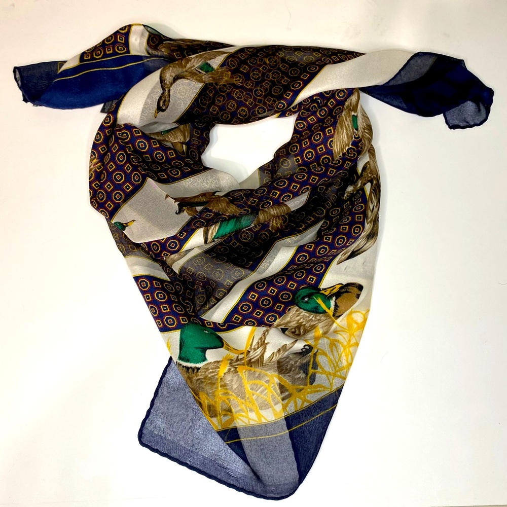 Vintage Manlio Bonetti Lilly of Italy Women’s Scarf Geometric Duck Print